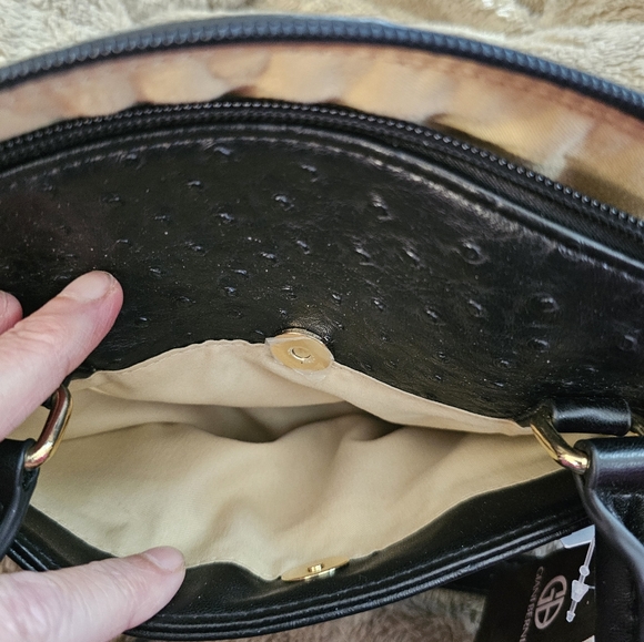 NWT Giani Bernini Ostrich Bag - Picture 9 of 10